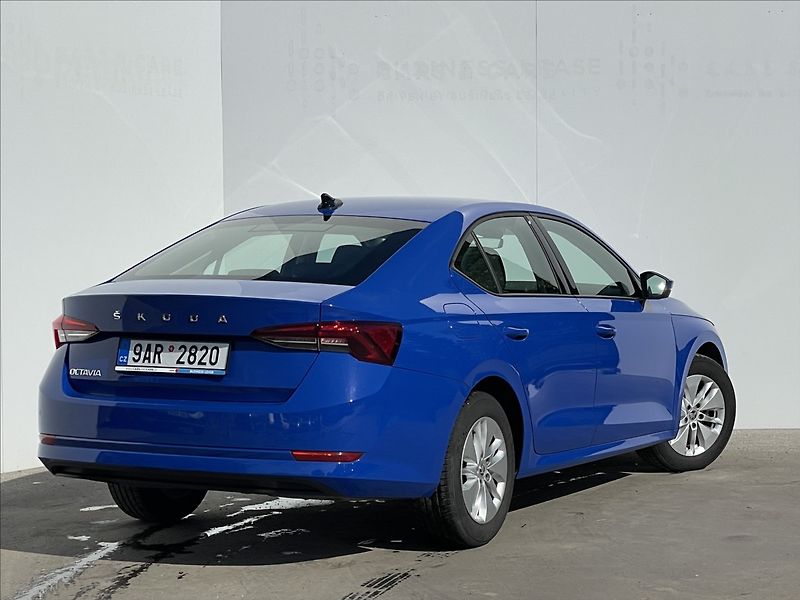 Škoda Octavia 1,0 TSI Ambition Plus KESSY - fotka 3 z 24