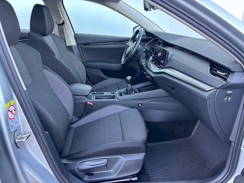Škoda Octavia (2021) 2.0 TDI 85kW Ambition Plus - fotka 30 z 35