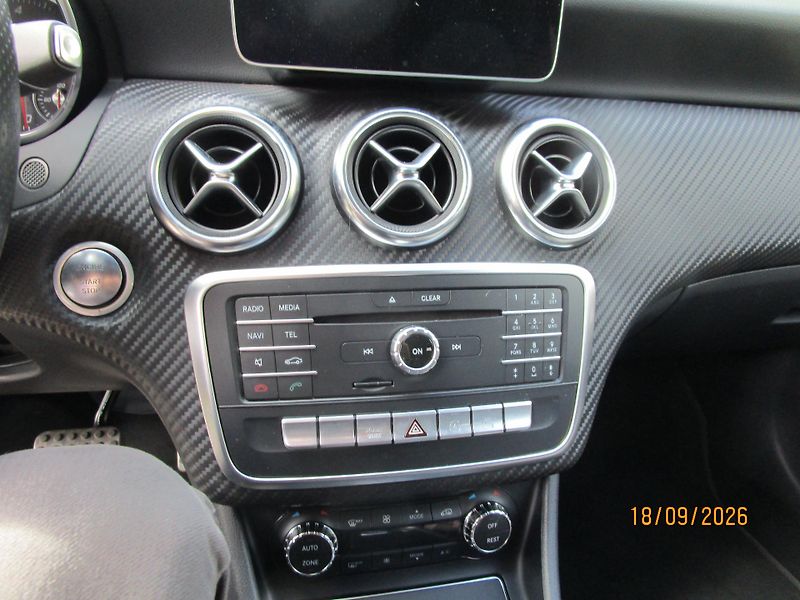 Mercedes-Benz Třídy A (2017) 200 CDi AMB, panorama, navi - fotka 18 z 32