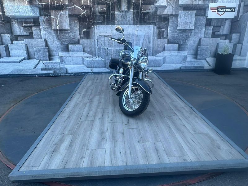 Kawasaki Vulcan 900 Classic (2014) VN 900B - fotka 3 z 18