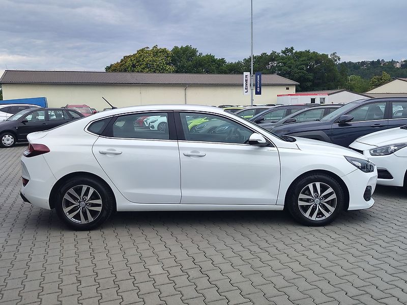 Hyundai i30 1.0 T-GDI/88kW Komfort - fotka 4 z 29