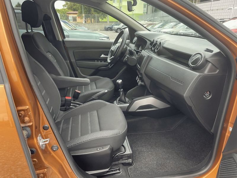 Dacia Duster (2019) 1.6 SCe,4x4,1.Maj,ČR - fotka 33 z 38