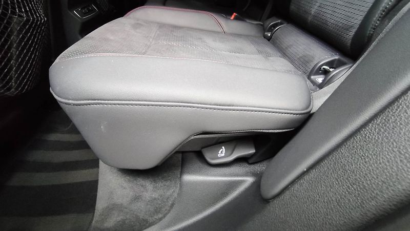 Audi Q5 (2023) Sportback S-line, B&O, Quattro - fotka 73 z 95
