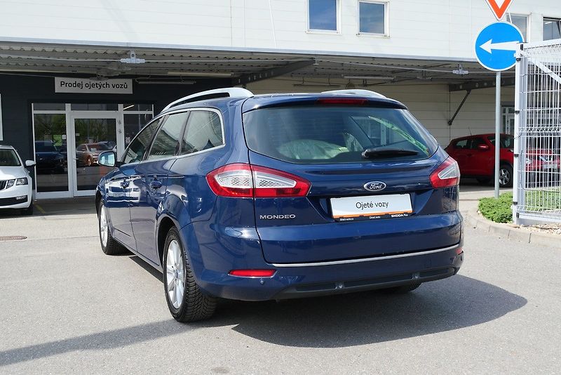 Ford Mondeo - fotka 4 z 6