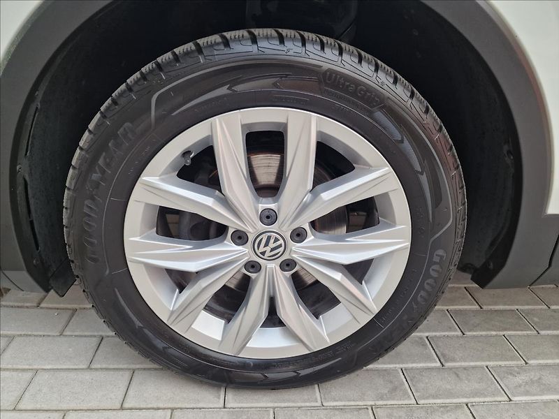 Volkswagen Tiguan 2.0 TDI 110kW DSG Maraton Ed. - fotka 44 z 50