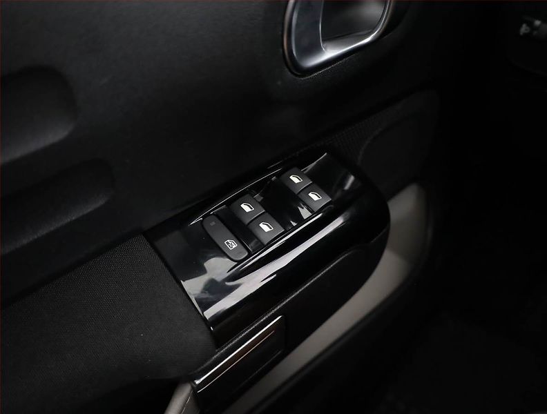 Citroën C3 (2018) 1.2 PureTech, ČR,1.maj - fotka 14 z 16
