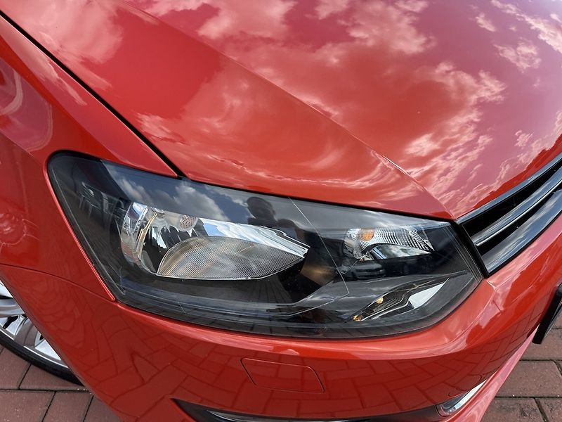Volkswagen Polo (2011) 1.4i Style Klima Panorama - fotka 35 z 48