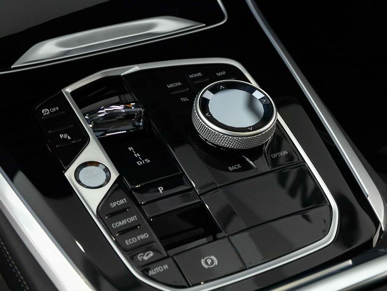BMW X5 M60i - fotka 18 z 22