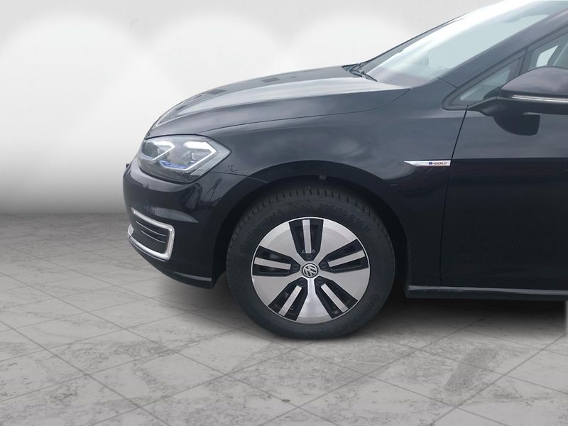 Volkswagen Golf COMFO 100 E1F SoH: 88% - fotka 10 z 29