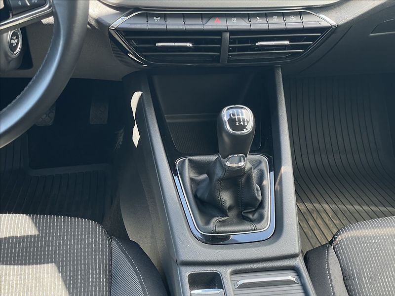 Škoda Octavia 2,0 TDI Combi Ambition Plus - fotka 13 z 23