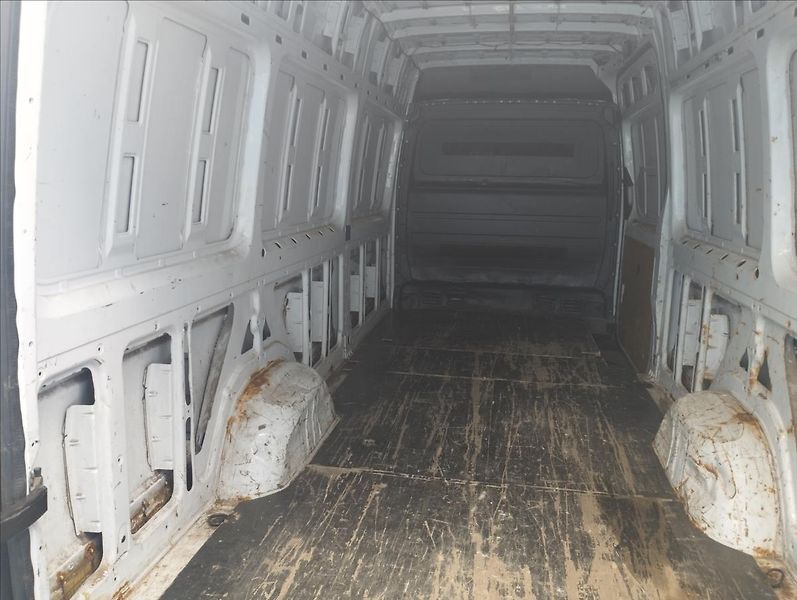 Mercedes-Benz Sprinter 2,1 - fotka 9 z 12