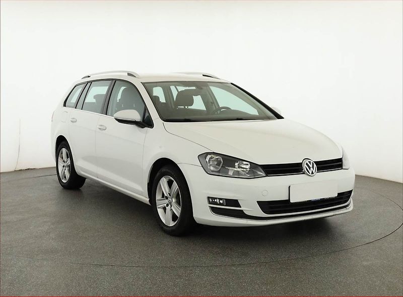 Volkswagen Golf (2014) Highline 1.6 TDI, Tempomat - fotografie inzerátu