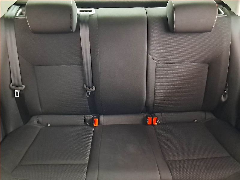 Škoda Rapid (2013) 1.2 TSI, ČR,1.maj - fotka 10 z 18