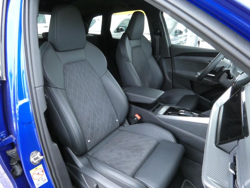 Audi Q5 (2025) S-Line 2.0 TDI 150KW quattro - fotka 21 z 29