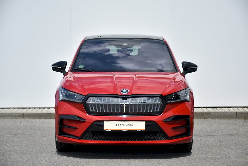 Škoda Enyaq (2023) RS 80 220kW 4x4 - fotka 8 z 34