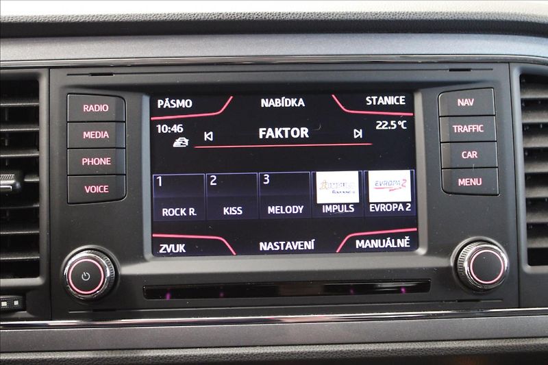 Seat Leon 2,0 TDI 110KW DSG FR ST - fotka 17 z 17