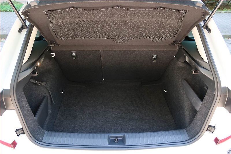 Škoda Kamiq (2020) Style 1.0 TSI, Automat - fotka 14 z 20