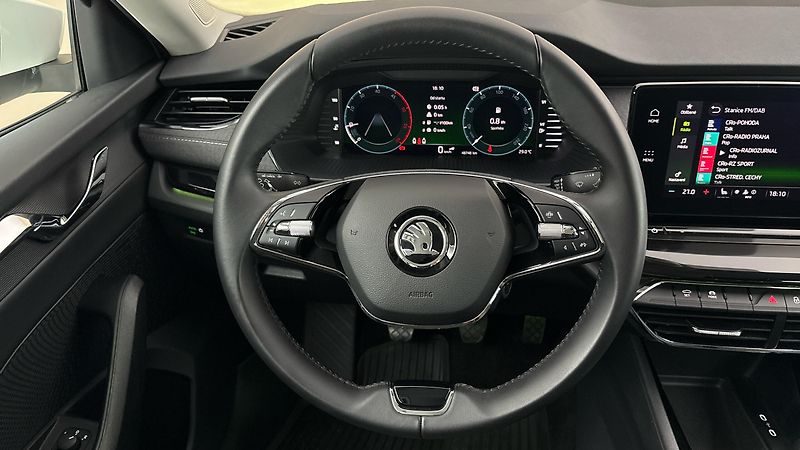 Škoda Octavia 2.0 TDI Style - fotka 9 z 25