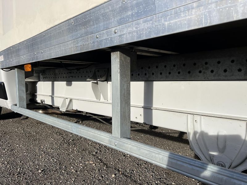 Fiat Ducato 2.3,118kw,8p,čelo,klima,temp. - fotka 9 z 42