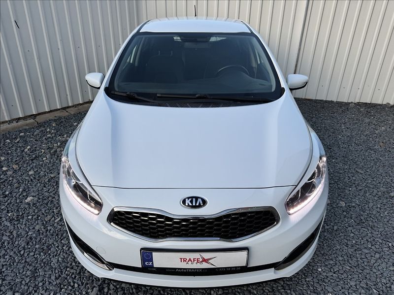 Kia Ceed 1,6 GDI 99kW tempomat původ ČR - fotka 6 z 50