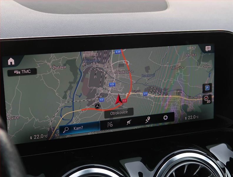 Mercedes-Benz Třídy B (2021) AMG line B 200 d 4MATIC - fotka 19 z 22