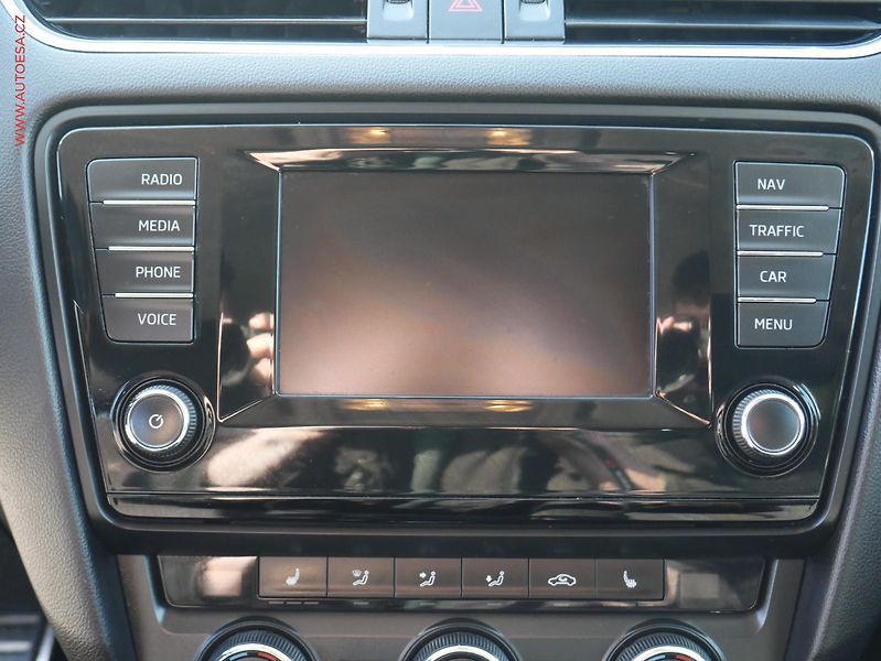 Škoda Octavia (2014) 2.0 TDi 4x4, DSG - fotka 12 z 23