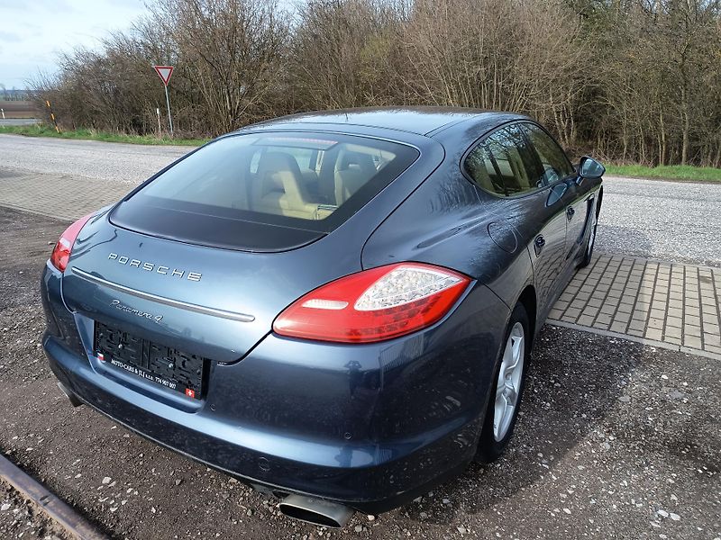 Porsche Panamera (2010) 3.6 220kw 4x4 Top!!! - fotka 27 z 60
