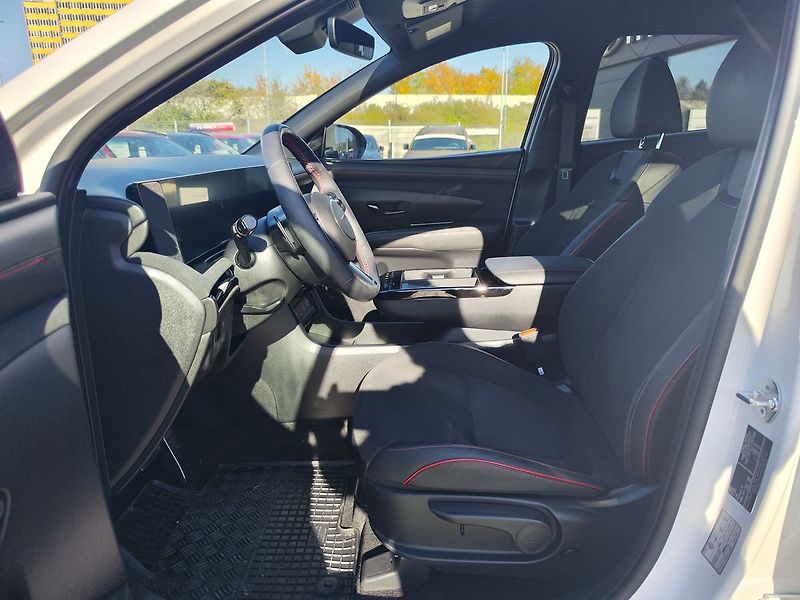 Hyundai Tucson 1.6 T-GDI/212kW N-Line PHEV AT - fotka 15 z 33