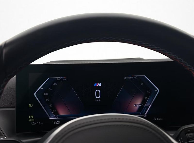 BMW i4 M50 xDrive GC 360k HuD Laser - fotka 18 z 32
