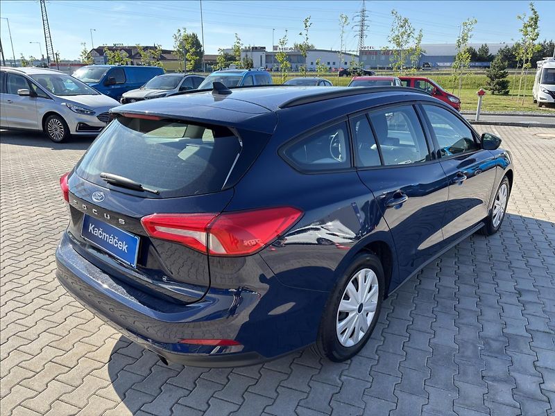 Ford Focus 1,5 EcoBlue Trend 70kW - fotka 5 z 36