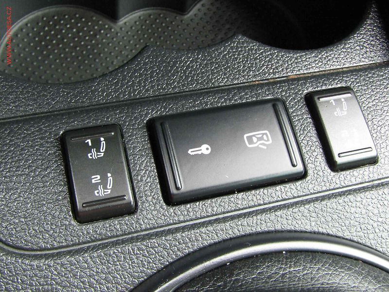 Škoda Fabia (2010) 1.4 TSi, ČR, RS, servis.kniha - fotka 15 z 19
