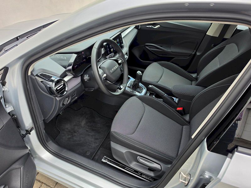 Škoda Fabia (2025) 1,0TSI 70KW SELECTION - fotka 21 z 30