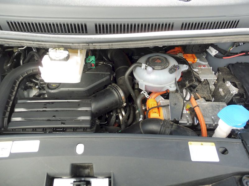 Volkswagen Multivan (2025) Long Life 1,5 TSI PHEV 180kW D - fotka 30 z 30