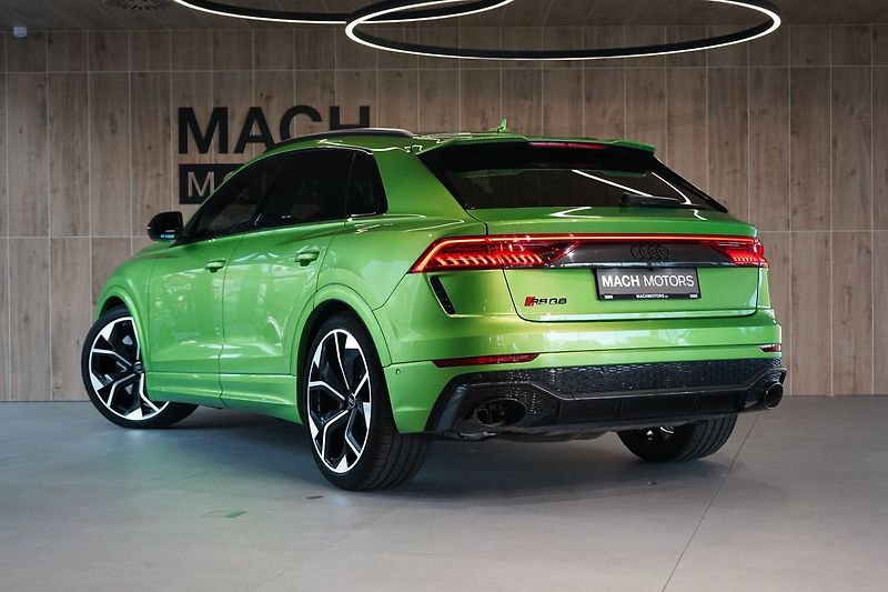 Audi RS Q8 Exclusive, Karbon brzdy, Pano - fotka 13 z 50