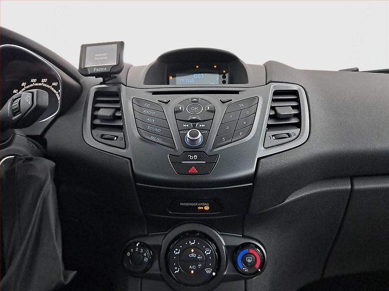 Ford Fiesta (2015) Titanium 1.25 - fotka 12 z 15