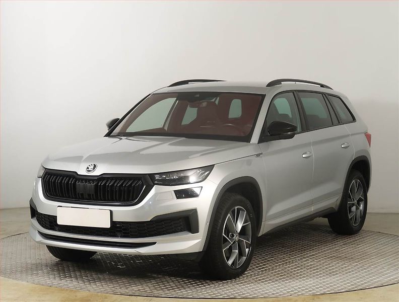 Škoda Kodiaq (2023) Sportline 2.0 TSI - fotka 2 z 27
