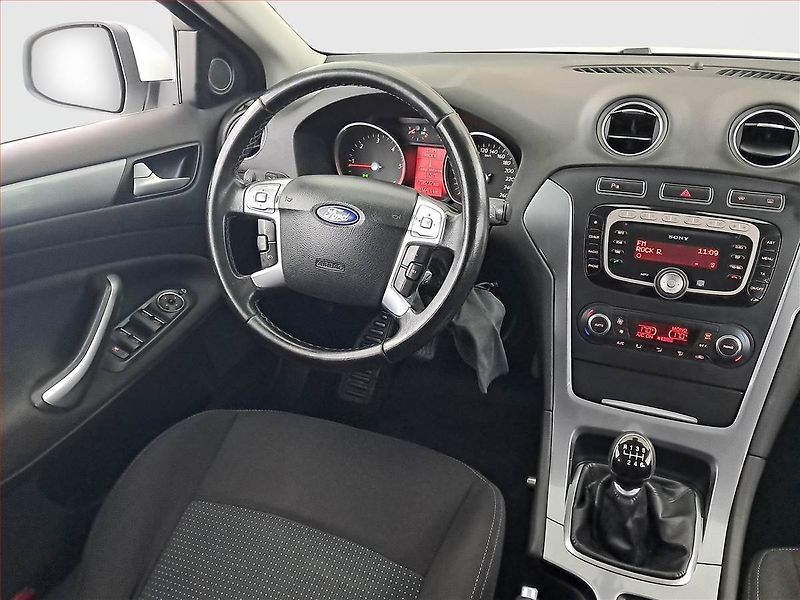 Ford Mondeo (2013) 2.0 TDCi, Serv.kniha, Tempomat - fotka 7 z 17