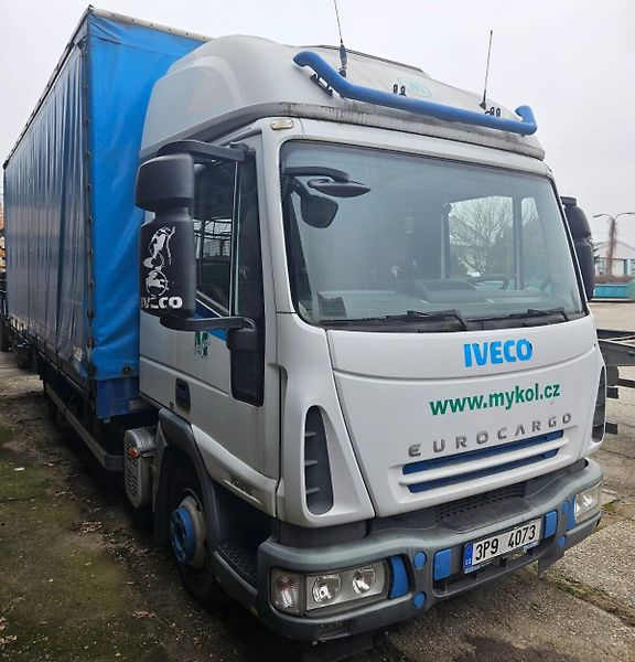 Iveco Eurocargo (2007) ML75E18 plachta - fotka 2 z 8