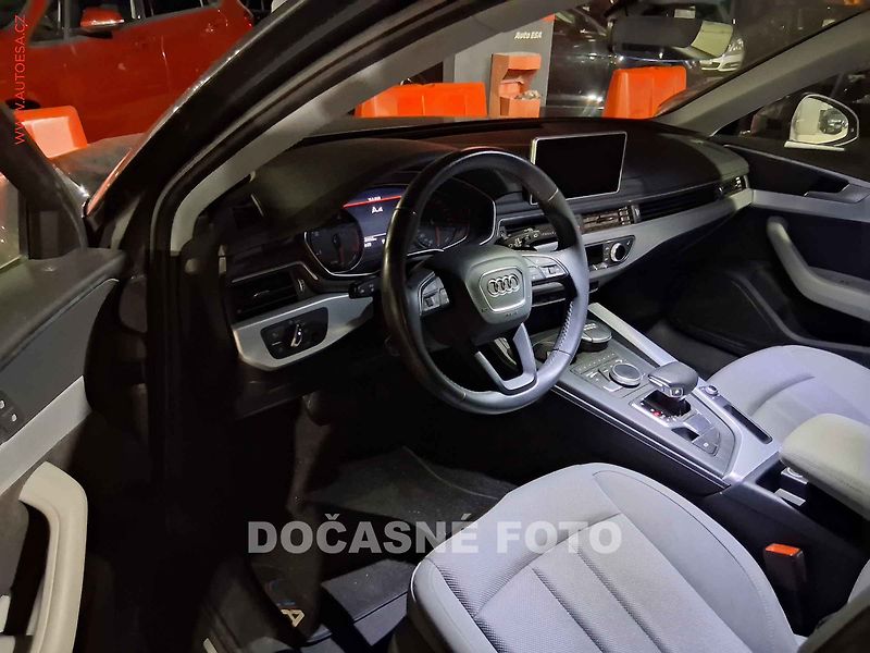 Audi A4 (2019) 2.0 TDi Avant, AT, ACC, navi - fotka 3 z 3
