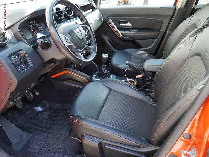 Dacia Duster (2022) 1.0i, ČR, Navi, park kamera - fotka 9 z 22