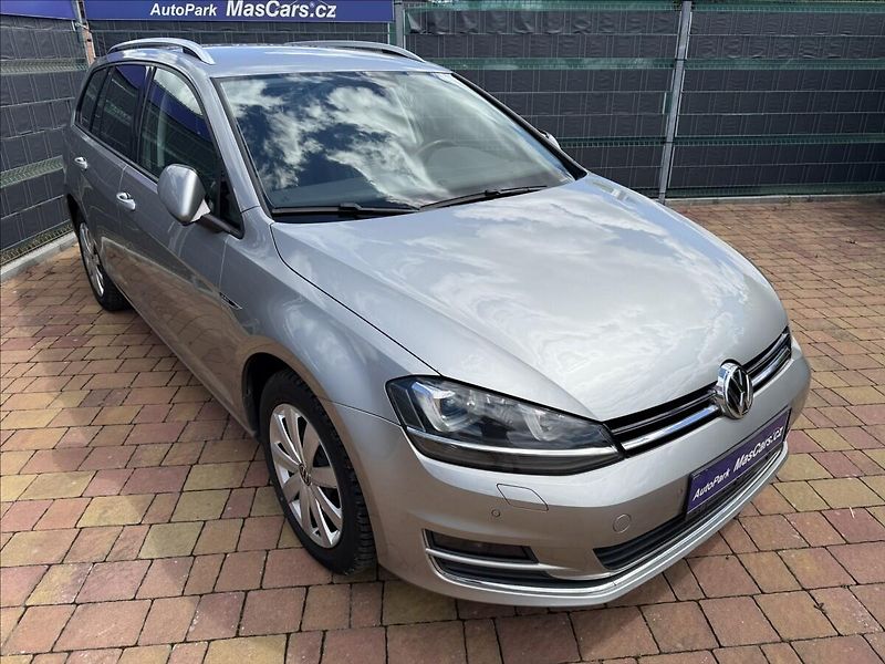 Volkswagen Golf Variant VII 1.6 TDI Lounge - fotka 3 z 16