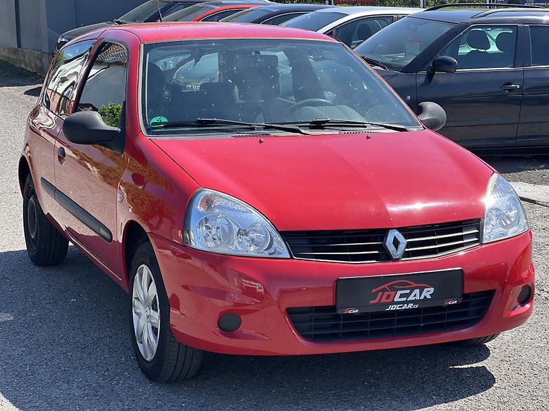 Renault Clio 1.2i 43kw ABS KLIMATIZACE - fotka 3 z 29