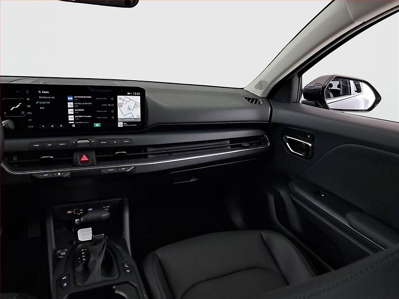 Kia K4 (2026) 1.6 T-GDI, Mrtvý úhel - fotka 8 z 18