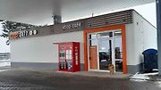 Na benzínové pumpě společnosti Orlen v Panenském Týnci na Lounsku u dálnice D7 Praha – Chomutov vzniká obchod, který bude mít otevřeno nonstop.