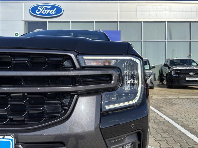 Ford Ranger 3,0 EcoBlue 177kW V6 Wildtrak - fotka 9 z 43