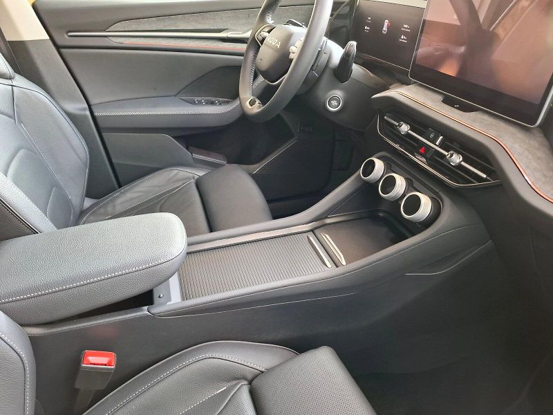 Škoda Kodiaq (2025) Exclusive Selection 4X4 TD 142 - fotka 39 z 42