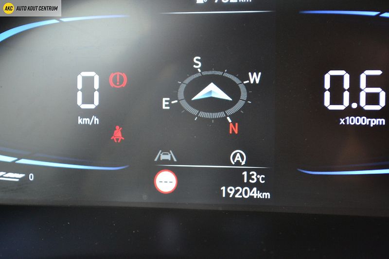 Hyundai i30 WG 1,5I MT SMART FL NAVI - fotka 34 z 44