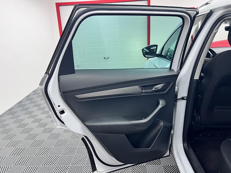 Škoda Karoq 2.0 TDI 110 KW 4x4 DSG - fotka 16 z 36