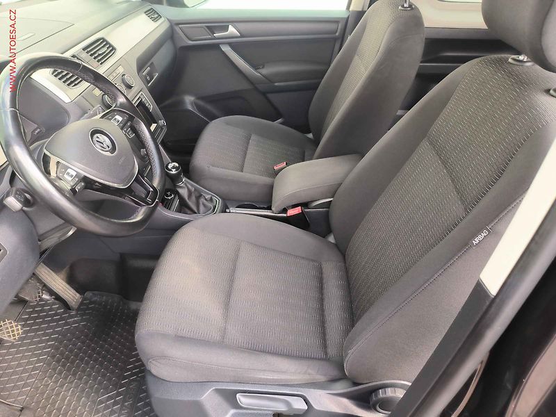 Volkswagen Caddy (2015) 2.0TDi MAXi 7míst - fotka 9 z 20