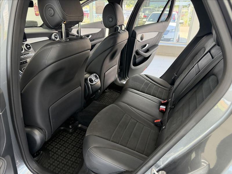 Mercedes-Benz GLC 2,0 300 d,4MATIC,1maj.ČR,virtu - fotka 31 z 36
